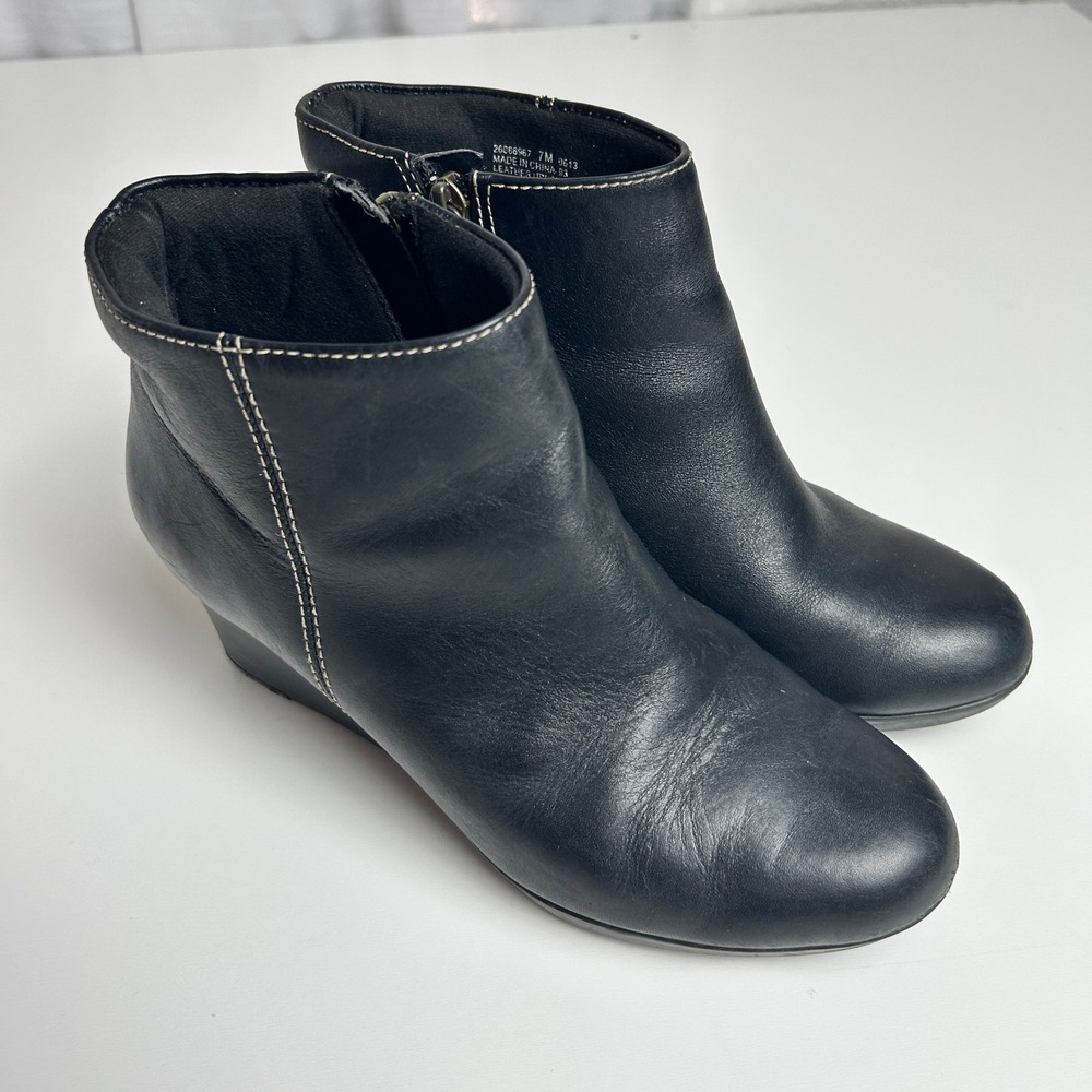 Clarks Bendables Black Leather Wedge Ankle Boots Side Zip 26066967 Womens 7M